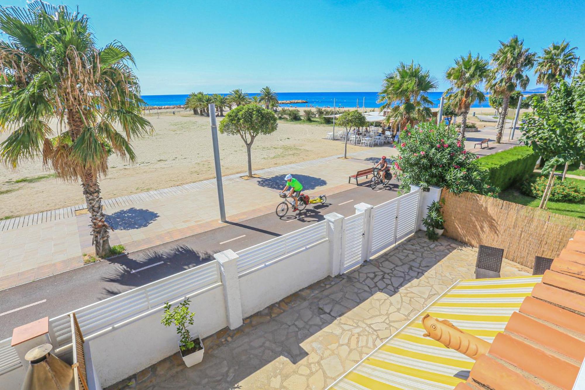 Villa Laura II - Only Families Cambrils Exterior photo